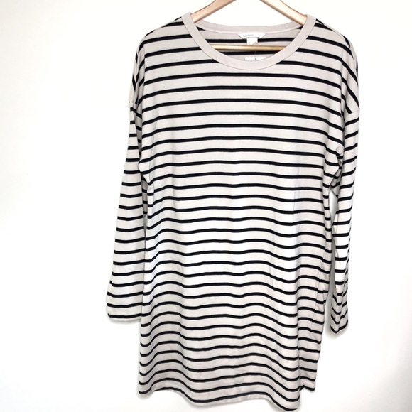H&M Dresses & Skirts - H&M Long Sleeve Striped Sweater Dress